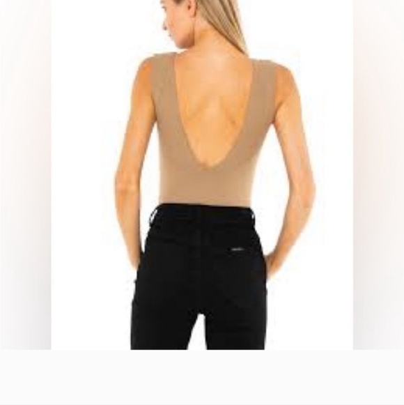 New FREE PEOPLE Tan V-Neck Bodysuit Small - Picture 12 of 16